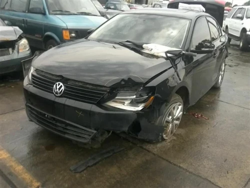 2005-2014 Volkswagen Jetta Lower Used Timing Cover