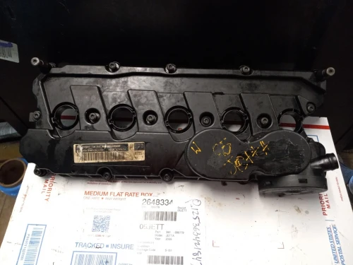 2005-2014 Volkswagen Jetta Used Valve Cover 07K103469F / 07K103469L