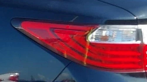 2013-2015 Lexus ES350 LH Driver Quarter Panel Mounted Tail Light Lamp OEM used OEM tail light assembly