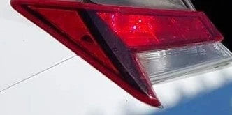 2021-2023 Hyundai Elantra LH Driver Tail Light Lamp OEM used OEM tail light assembly