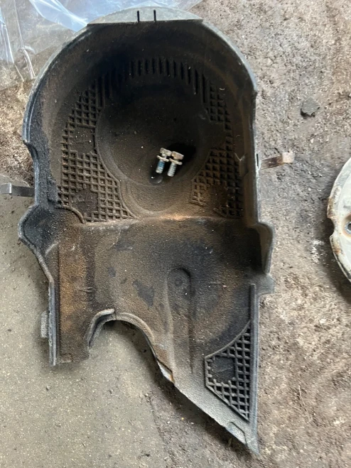 2007 Volkswagen Transporter 1.9L Diesel TDI Used Timing Cover 045109107F