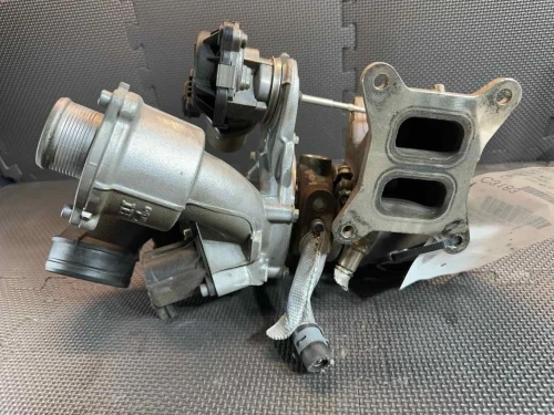 2018-2021 Volkswagen Golf / GTI 2.0L Turbo Used Exhaust Manifold