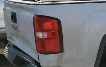 2016-2019 GMC Sierra 1500 Passenger RH Quarter Mounted Tail Light Lamp OEM OEM used OEM tail light assembly