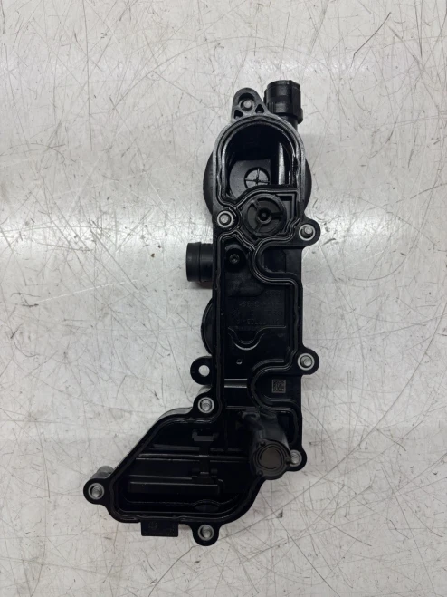 2020 Volkswagen Tiguan 1.5L Used Valve Cover 05E103495AH