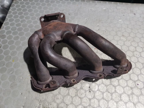 Volkswagen Golf 1.6L FSI Used Exhaust Manifold