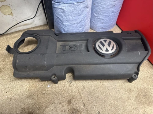 Volkswagen Scirocco / Eos 1.4L Used Engine Cover 03C103925AM