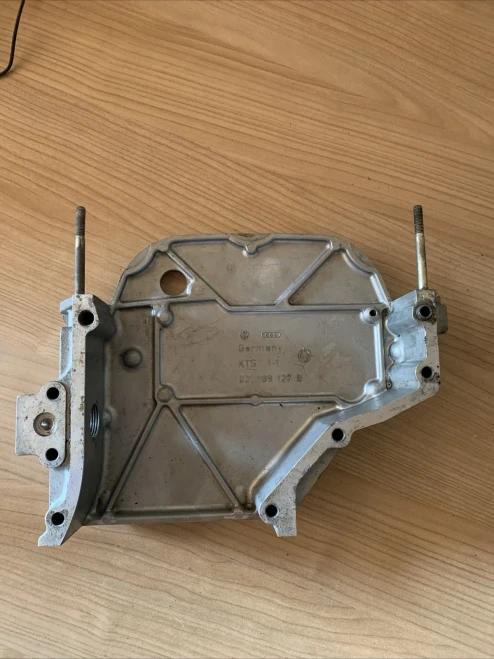 Volkswagen Transporter / Golf 2.8L Used Timing Cover