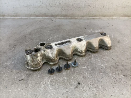 Volkswagen Transporter 2.5L Diesel TDI Used Valve Cover 074103469P
