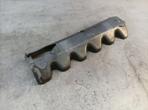 Volkswagen Transporter 2.5L Diesel TDI Used Valve Cover 074103503A