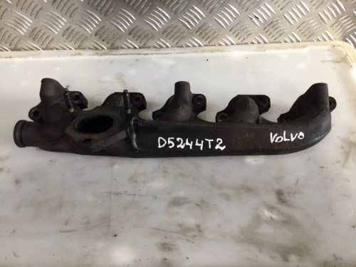 2005 Volvo V70 / S60 / XC90 2.4L Diesel Used Exhaust Manifold