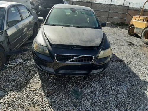 2006 Volvo S40 Used Valve Cover