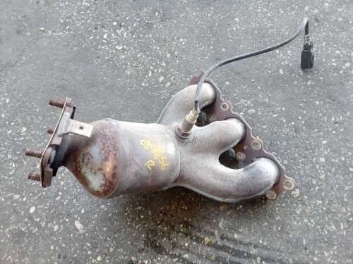 2011-2015 Volvo XC70 3.2L Used Exhaust Manifold