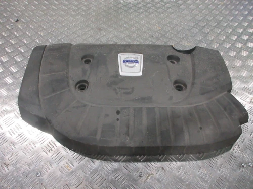 2013 Volvo XC70 Used Engine Cover