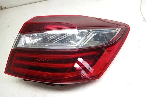 16 2016 Honda Accord Passenger RH Quarter Mounted Tail Light Lamp OEM used OEM tail light assembly