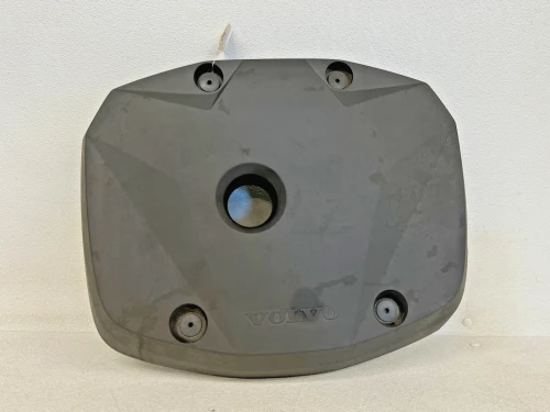 2019-2022 Volvo XC40 Used OEM Engine Cover LOT2744