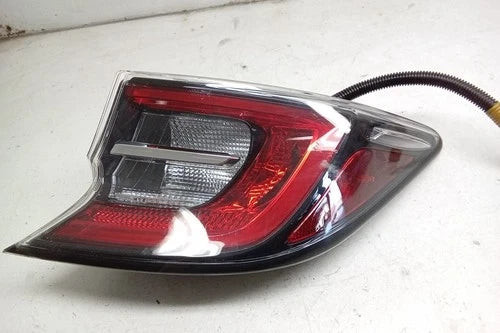 21 2021 Toyota Corolla Passenger RH Quarter Mounted Tail Light Lamp OEM used OEM tail light assembly