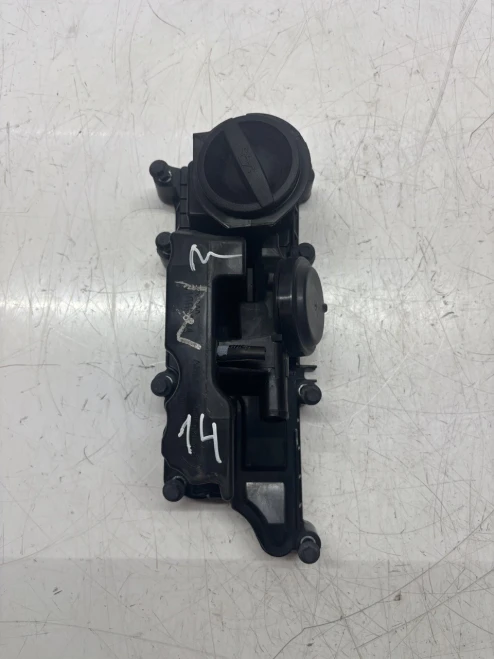 Volvo XC40 1.5L Used Valve Cover