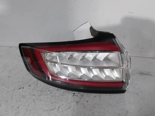 2015-2018 Ford Edge Driver LH Tail Light Lamp OEM used OEM tail light assembly