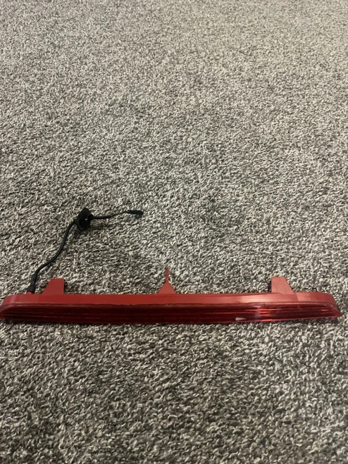 2009-2017 Audi Q5 / SQ5 Used OEM Third Brake Light 090722B