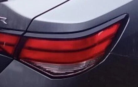 2020-2024 Nissan Sentra Passenger RH Quarter Mounted Tail Light Lamp OEM OEM used OEM tail light assembly