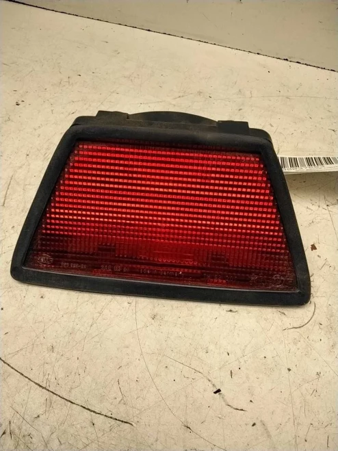 1991-1997 BMW E31 Used Third Brake Light