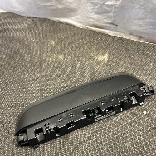 2022-2024 BMW G26 Used Third Brake Light 90182643