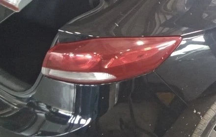 2017 2018 Hyundai Elantra Passenger RH Quarter Tail Light Tail Lamp OEM used OEM tail light assembly