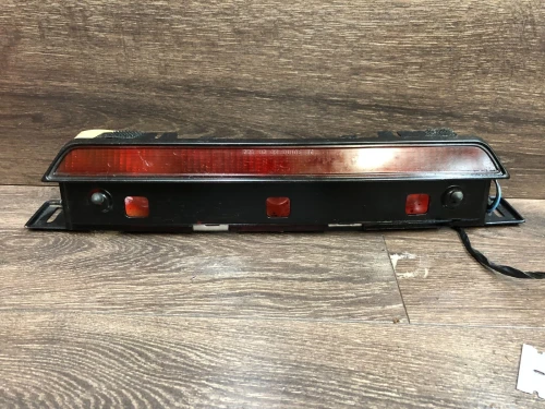 1989-1993 Cadillac DeVille / Fleetwood Used Third Brake Light