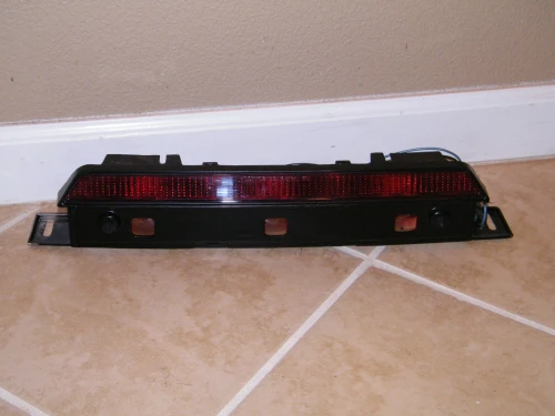 1990 Cadillac Fleetwood / DeVille Used OEM Third Brake Light
