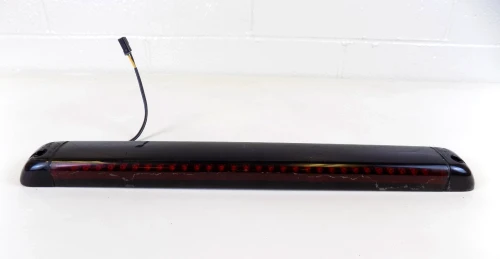 1996-2000 Cadillac / GMC / Chevrolet Escalade / Yukon / Tahoe Used OEM Third Brake Light
