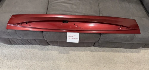 2002-2003 Cadillac Escalade Red Used Third Brake Light