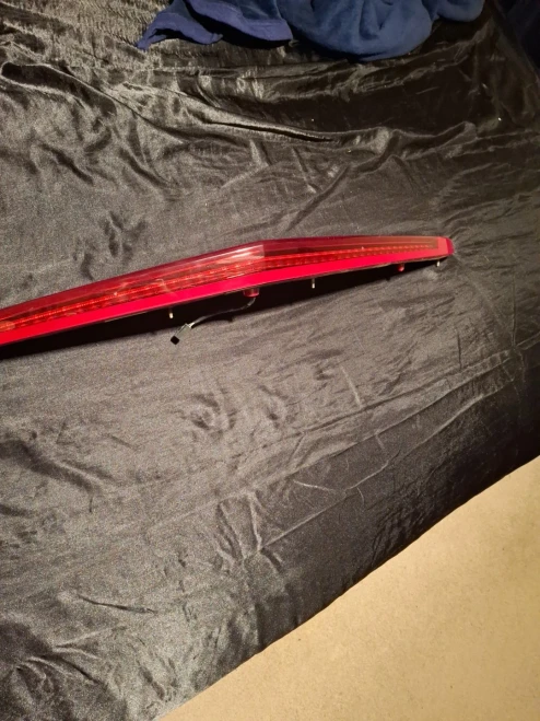 2013-2017 Cadillac XTS Used OEM Third Brake Light