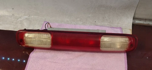 1999-2006 Chevrolet / GMC Silverado / Sierra LED Clear Used Third Brake Light