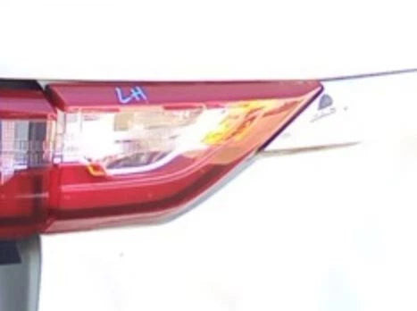 18-21 Chevrolet Traverse LH Driver Tail Light Lamp Lid Mount OEM OEM used OEM tail light assembly