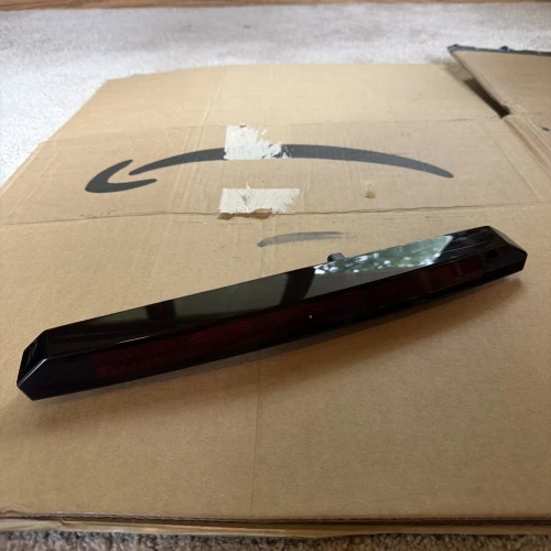 2018-2023 Chevrolet Traverse Used OEM Third Brake Light 84320729