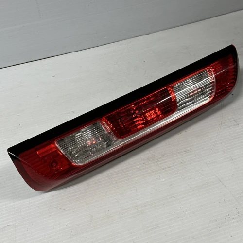 Chevrolet / GMC Silverado / Sierra Used OEM Third Brake Light