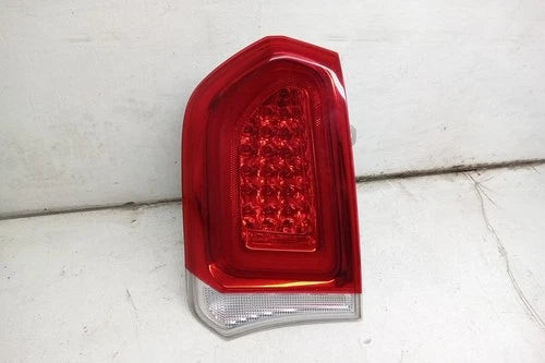 18 2018 Chrysler 300 Driver LH Tail Light Lamp L.E.D OEM used OEM tail light assembly