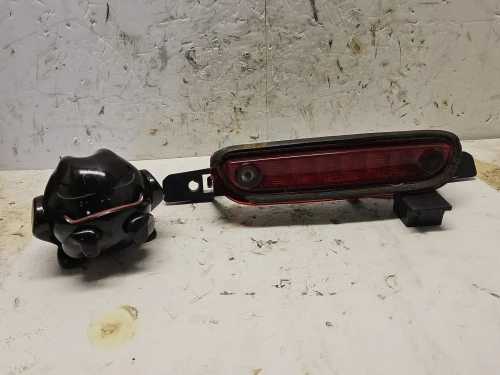 2011-2014 Chrysler 300 Used Third Brake Light