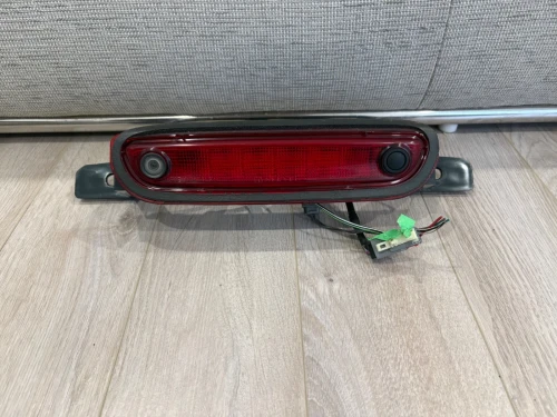 2011-2014 Chrysler 300C With Camera Red Used OEM Third Brake Light