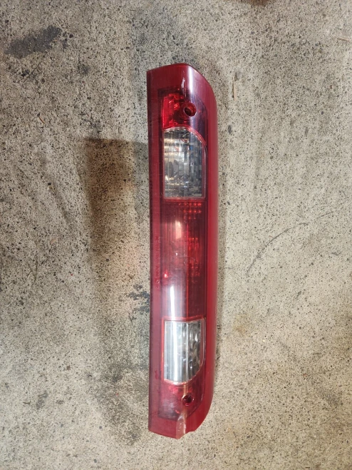 2004 Dodge Ram 1500 Red Used OEM Third Brake Light 55077123A