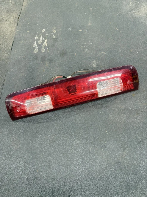 2009-2018 Dodge Ram Used OEM Third Brake Light 55372082AF