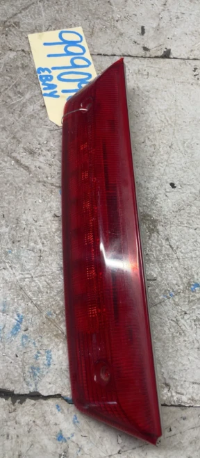 2010-2016 Dodge Journey Used OEM Third Brake Light