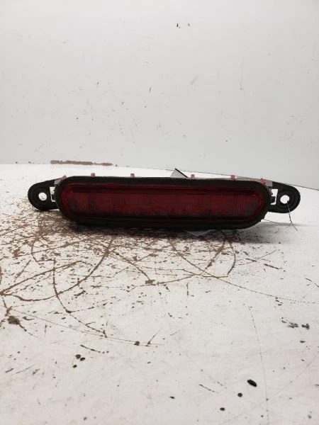 2014 Dodge Avenger Used Third Brake Light 5182516AD