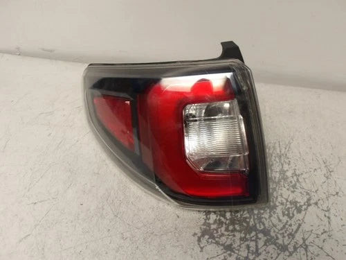 2013-2016 GMC Acadia Driver LH Tail Light Lamp OEM used OEM tail light assembly