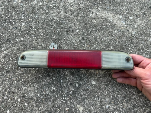 1999-2004 Ford F-250 / F-350 / Super Duty Used OEM Third Brake Light