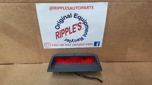 2003-2005 Ford / Mercury Crown Vic / Marauder / Grand Marquis Black Used Third Brake Light