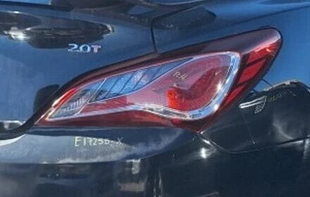 2013 Hyundai Genesis Passenger Side Tail Light Assembly OEM used OEM tail light assembly