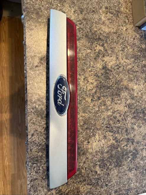 2010-2012 Ford Fusion LED Used OEM Third Brake Light