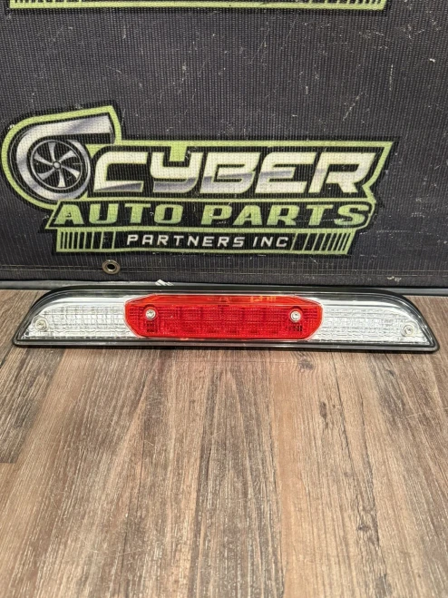 2017-2019 Ford F-250 / F-350 Used OEM Third Brake Light