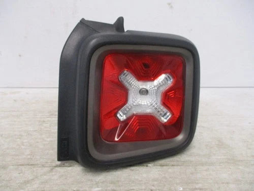 2016 2017 2018 Jeep Renegade Passenger RH Tail Lamp Dark Grey Bezel OEM used OEM tail light assembly